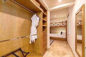 4BD Diamante Spacious Patio and Private Pool