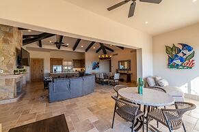 4BD Diamante Spacious Patio and Private Pool