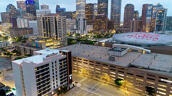 Tru by Hilton Houston Downtown Convention Center