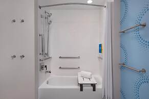 Tru by Hilton Houston Downtown Convention Center