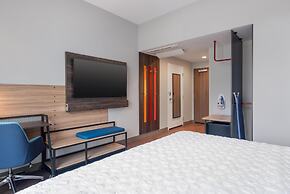 Tru by Hilton Houston Downtown Convention Center