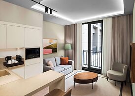 Altunizade Suites Istanbul, Curio Collection by Hilton