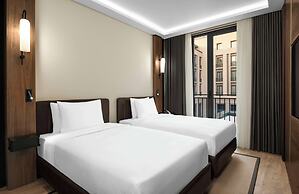 Altunizade Suites Istanbul, Curio Collection by Hilton