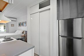 Chic City Retreat 93H