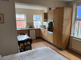 7a Sir Alf Ramsey Way