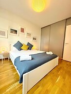 Luxury two bedrooms flat