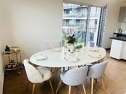 Luxury two bedrooms flat