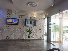Keem Hotel and Suites