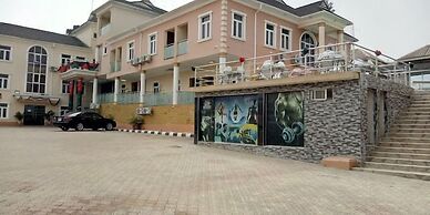 Keem Hotel and Suites