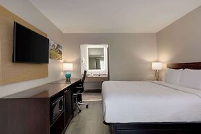 Baymont By Wyndham Emporia Va