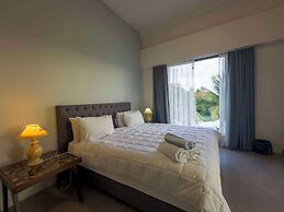 Ramada Suites By Wyndham Seafront Coral Coast