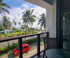 Ramada Suites By Wyndham Seafront Coral Coast