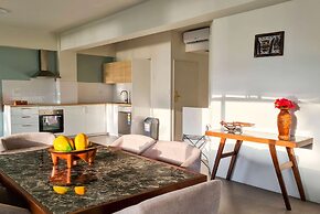 Ramada Suites By Wyndham Seafront Coral Coast