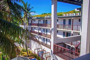 Ramada Suites By Wyndham Seafront Coral Coast