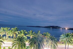 Ramada Suites By Wyndham Seafront Coral Coast