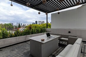 Casa Calderon by Capitalia