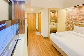 Minimalist And Cozy Studio Gateway Park Lrt City Bekasi Apartment