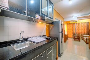 Minimalist And Comfy 2Br Park View Condominium Apartment