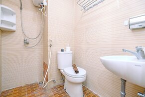 Minimalist And Comfy 2Br Park View Condominium Apartment