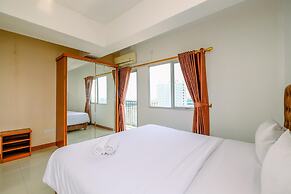 Minimalist And Comfy 2Br Park View Condominium Apartment