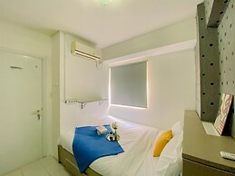 Comfortable And Homey 2Br Green Pramuka City Apartment