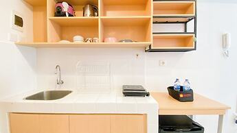 Good Cozy Living Studio Apartment At Tokyo Riverside Pik 2