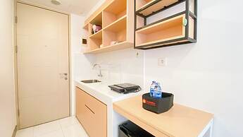 Good Cozy Living Studio Apartment At Tokyo Riverside Pik 2