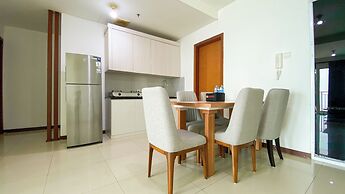 Best Homey And Spacious 3Br At Green Bay Condominium Apartment