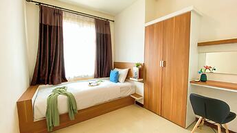 Best Homey And Spacious 3Br At Green Bay Condominium Apartment