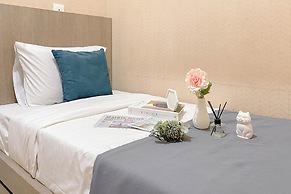 Tranquil And Homey 2Br At Apartment Green Pramuka City