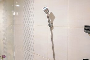 Tranquil And Homey 2Br At Apartment Green Pramuka City