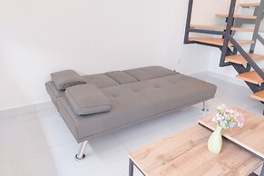 Good Studio Loft At Kingland Avenue Apartment