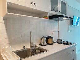 Minimalist And Cozy Studio Tamansari Iswara Apartment