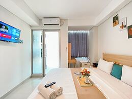 Minimalist And Cozy Studio Tamansari Iswara Apartment