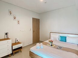 Comfort And Well Furnished 2Br Tamansari Iswara Apartment