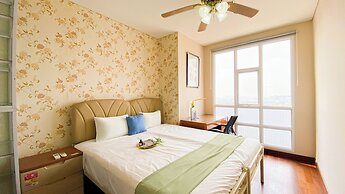 Modern Look 2Br At Lucky Tower Residence Apartment