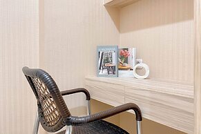 Good And Homey 2Br At Green Pramuka City Apartment