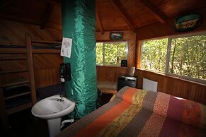 Out 'N' About Treehouse Treesort