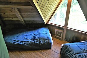 Out 'N' About Treehouse Treesort