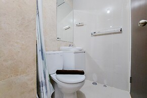 Homey And Relaxing Studio Transpark Bintaro Apartment