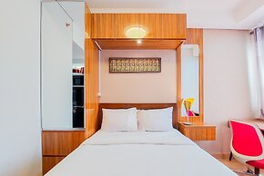 Homey And Relaxing Studio Transpark Bintaro Apartment
