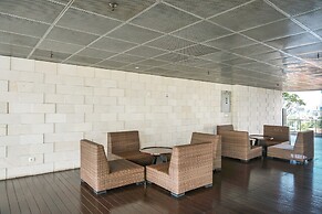 Comfortable And Homey Studio At Menteng Park Apartment