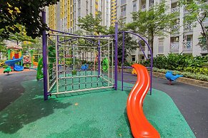 Comfortable And Nice 2Br At Springlake Summarecon Bekasi Apartment