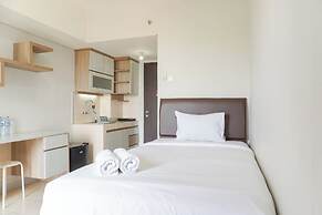Modern Look And Homey Studio Serpong Greenview Apartment