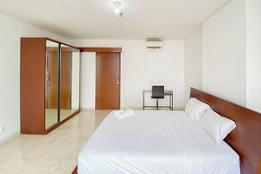 Cozy And Simply Look 1Br Lavenue Pancoran Apartment