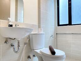 Homey And Clean Apartment With 2Br At Meikarta