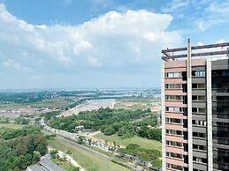 Homey And Clean Apartment With 2Br At Meikarta