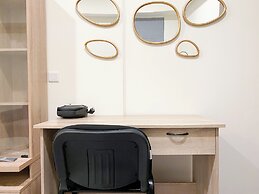 Good Deal And Comfortable 2Br Meikarta Apartment