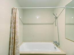 Homey And Modern 2Br At Casa Grande Residence Apartment