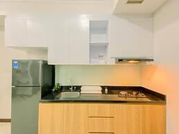 Homey And Modern 2Br At Casa Grande Residence Apartment